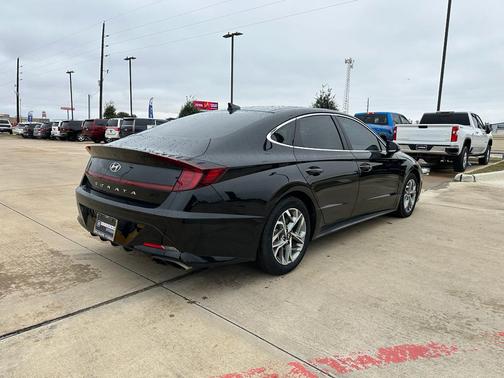 2023 Hyundai SONATA SEL