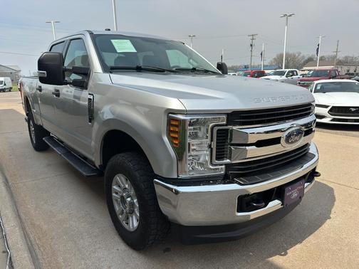 Ingot Silver Metallic 2019 Ford F-250 XLT