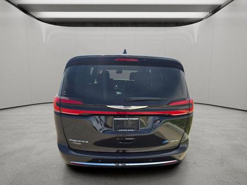 2023 Chrysler Pacifica Hybrid Limited