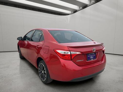 Barcelona Red Metallic 2016 Toyota Corolla S Plus