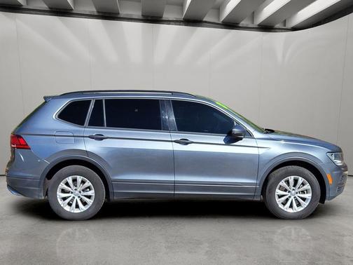 Platinum Gray Metallic 2018 Volkswagen Tiguan 2.0T S 4MOTION