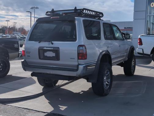 1997 Toyota 4Runner SR5