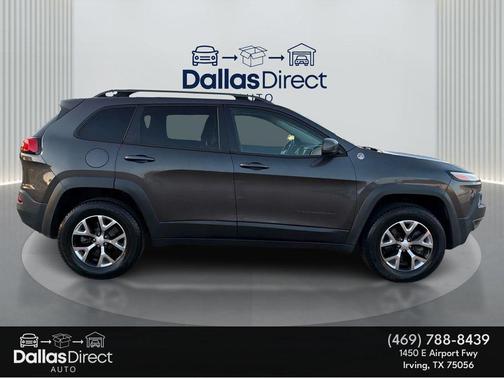 Granite Crystal Metallic Clearcoat 2018 Jeep Cherokee Trailhawk