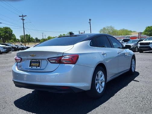 Silver Ice Metallic 2020 Chevrolet Malibu FWD LT