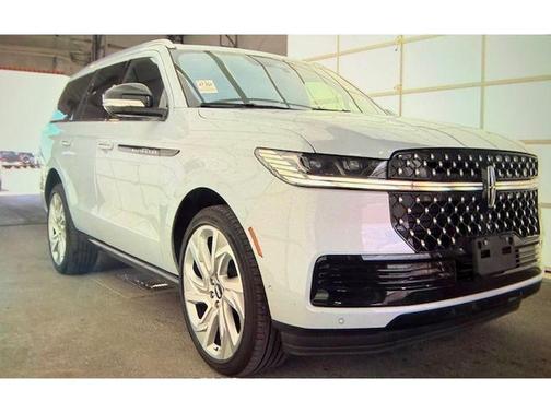 2025 Lincoln Navigator Black Label