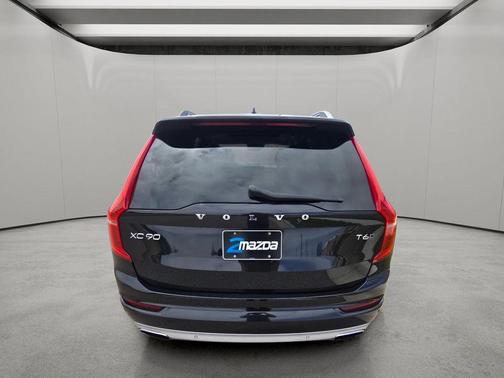Ember Black Metallic 2016 Volvo XC90 T6 Momentum