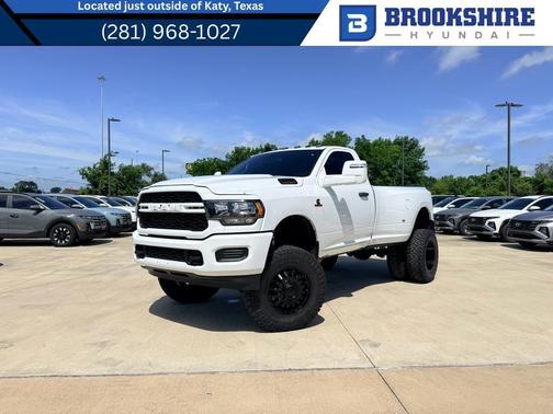 Bright White Clearcoat 2023 RAM 3500 Tradesman Regular Cab 4x4 8' Box