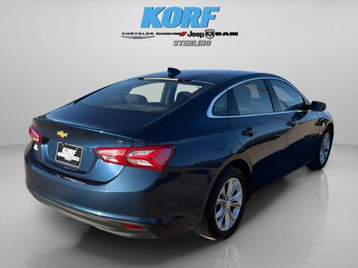 2022 Chevrolet Malibu FWD LT