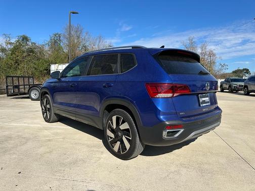 2024 Volkswagen Taos 1.5T SEL