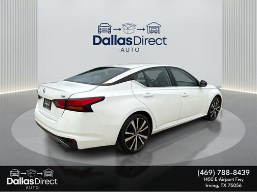 White 2020 Nissan Altima SR FWD