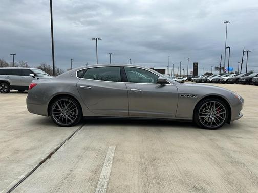 2018 Maserati Quattroporte S