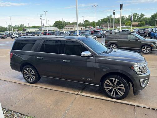 Magnetic Metallic 2021 Ford Expedition Max Platinum