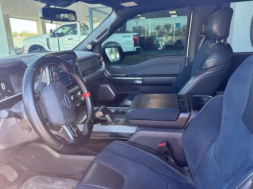 Avalanche 2023 Ford F-150 Raptor