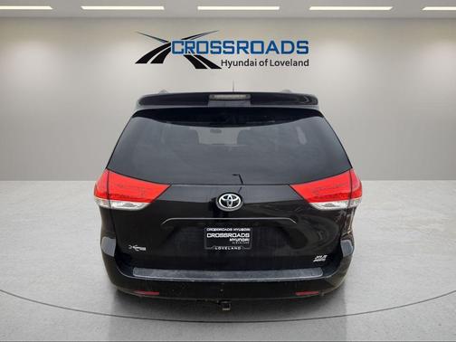 2014 Toyota Sienna XLE