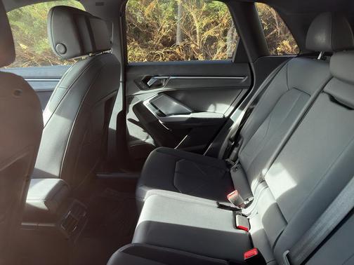 2023 Audi Q3 45 S line Premium Plus