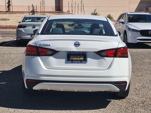 2021 Nissan Altima S FWD