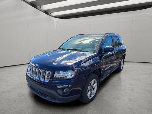 True Blue Pearlcoat 2017 Jeep Compass Latitude