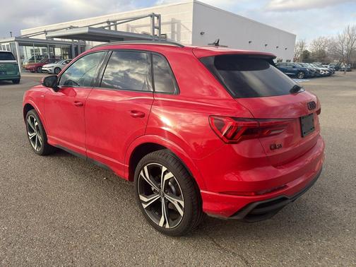 2023 Audi Q3 45 S line Premium Plus