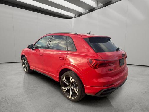 2023 Audi Q3 45 S line Premium Plus