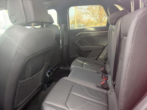 2023 Audi Q3 45 S line Premium Plus