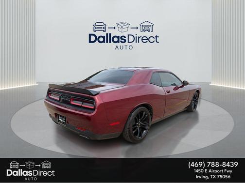 Octane Red Pearlcoat 2018 Dodge Challenger SXT