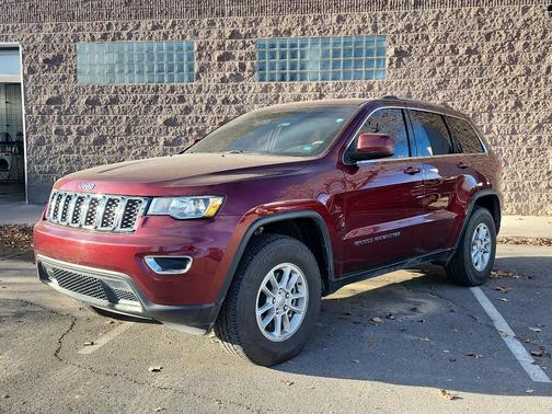 2019 Jeep Grand Cherokee Laredo