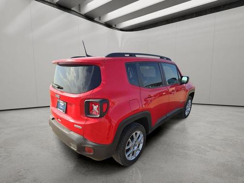 Colorado Red Clearcoat 2022 Jeep Renegade Latitude
