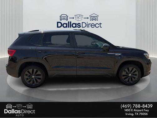 Deep Black Pearl 2022 Volkswagen Taos 1.5T S