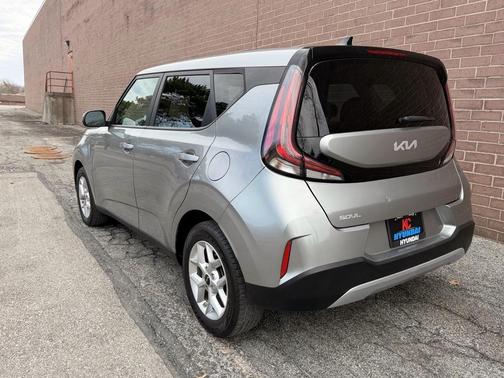 2024 Kia Soul LX