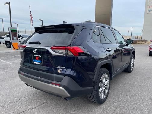 2023 Toyota RAV4 Limited