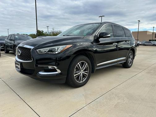 2017 INFINITI QX60 Base