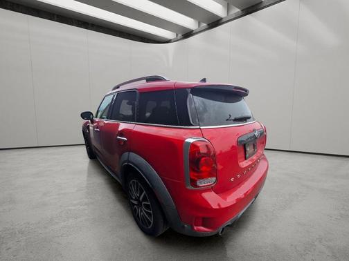 Chili Red 2017 MINI Countryman Cooper S