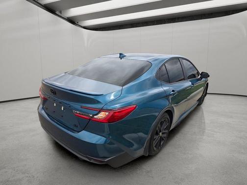 Ocean Gem 2026 Toyota Camry SE