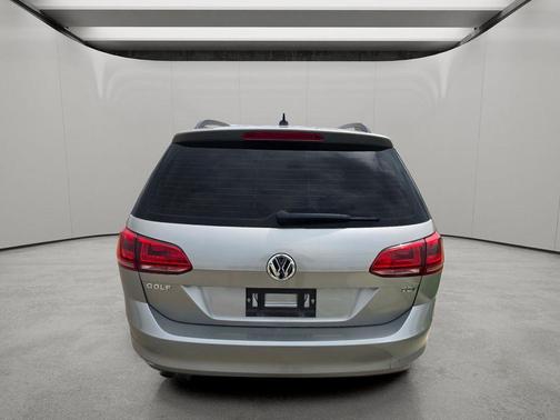 Tungsten Silver Metallic 2015 Volkswagen Golf SportWagen TDI S 4-Door