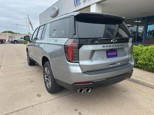 Sterling Gray Metallic 2025 Chevrolet Suburban 4WD Z71