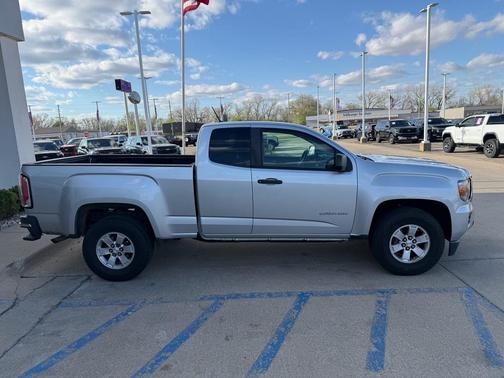 Quicksilver Metallic 2016 GMC Canyon SL