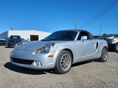 2005 Toyota MR2 ZZT230L Base