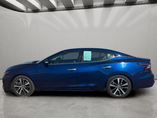 Deep Blue Pearl 2021 Nissan Maxima 3.5 SV