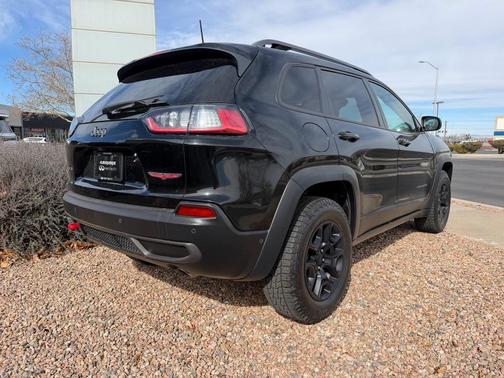 2021 Jeep Cherokee Trailhawk