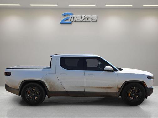2022 Rivian R1T Adventure
