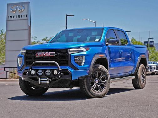 Dynamic Blue Metallic 2023 GMC Canyon Elevation