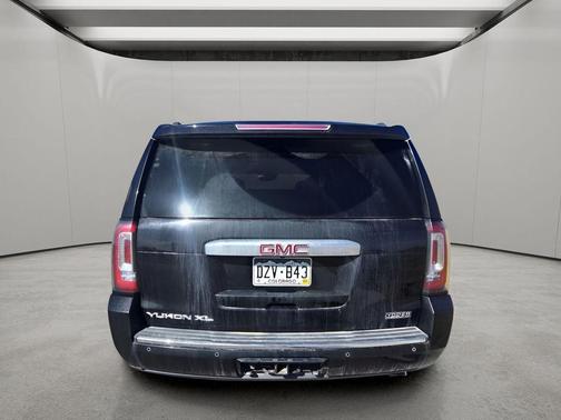 Onyx Black 2019 GMC Yukon XL Denali