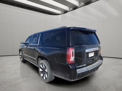 Onyx Black 2019 GMC Yukon XL Denali