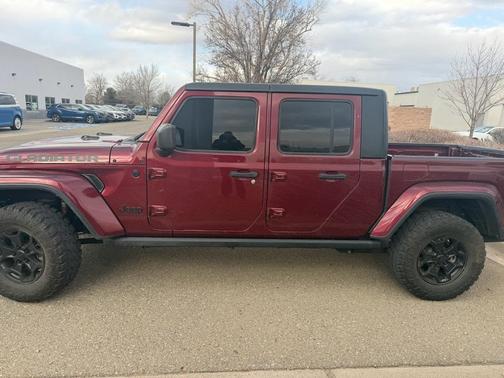 2021 Jeep Gladiator Willys 4x4