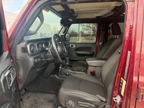 2021 Jeep Gladiator Willys 4x4