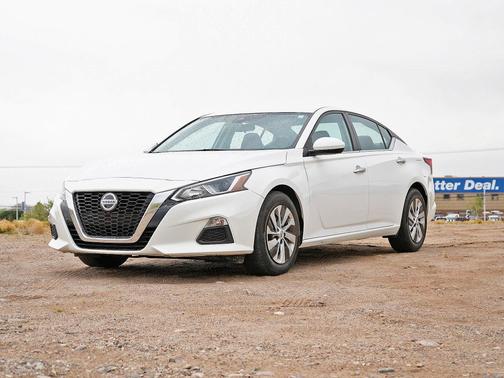 Glacier White 2021 Nissan Altima S FWD