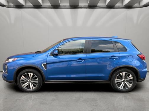 2024 Mitsubishi Outlander Sport SE