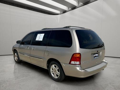 2003 Ford Windstar SE