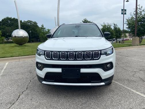 Bright White Clearcoat 2025 Jeep Compass Limited