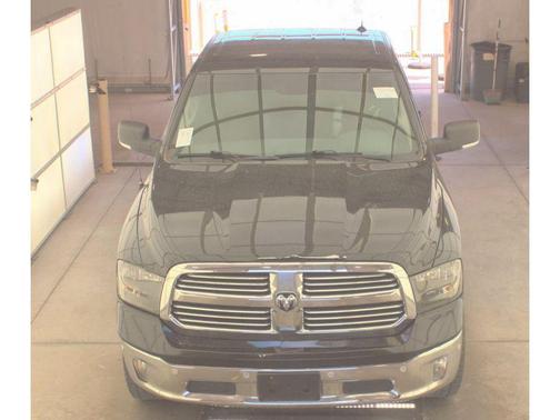 Brilliant Black Crystal Pearlcoat 2019 RAM 1500 Big Horn